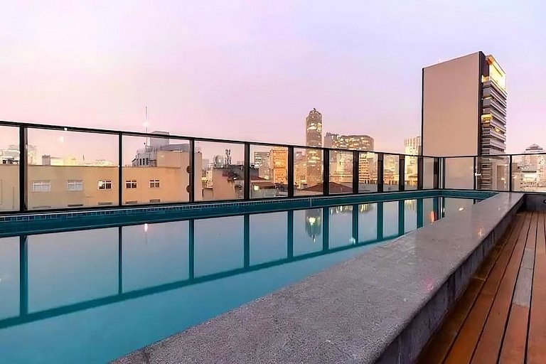 Apartamento com piscina próximo ao metro