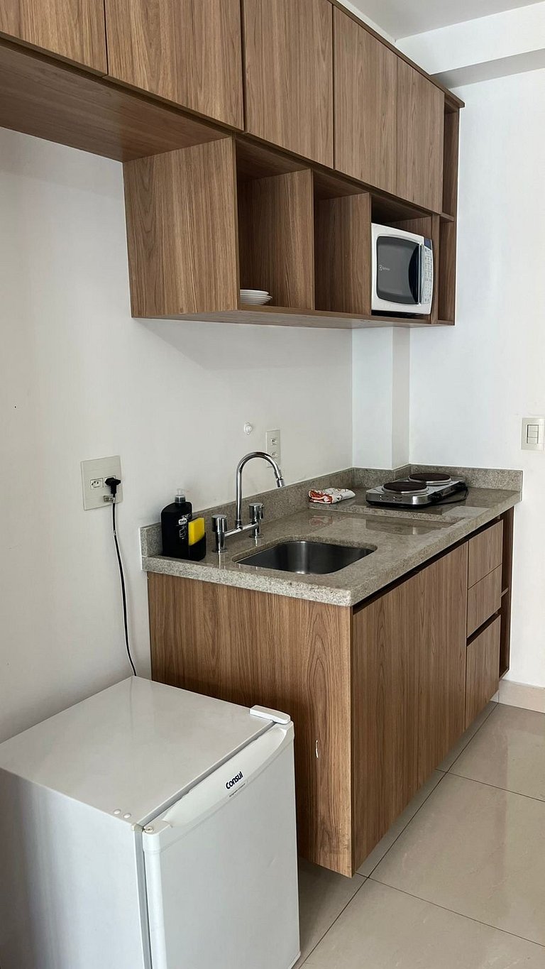 Apartamento com piscina próximo ao metro