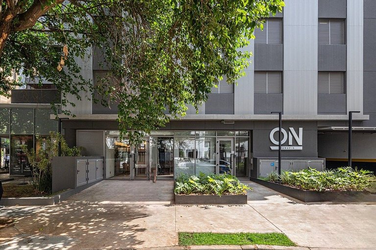 Studio em prédio novo e moderno  - Moema