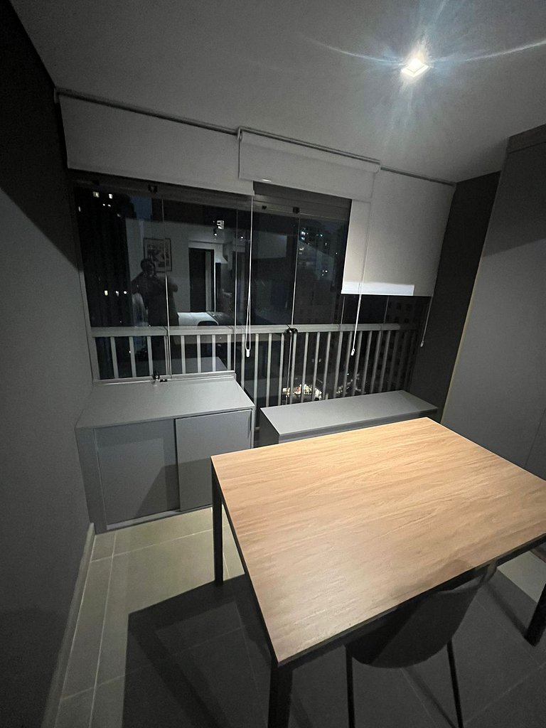 Studio em prédio novo e moderno  - Moema