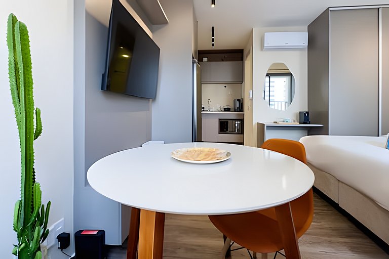 Studio Wi-Fi e A/C. Prox. met