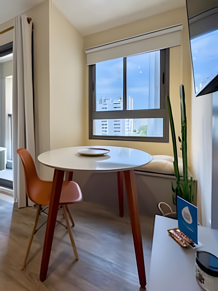 Studio Wi-Fi e A/C. Prox. met