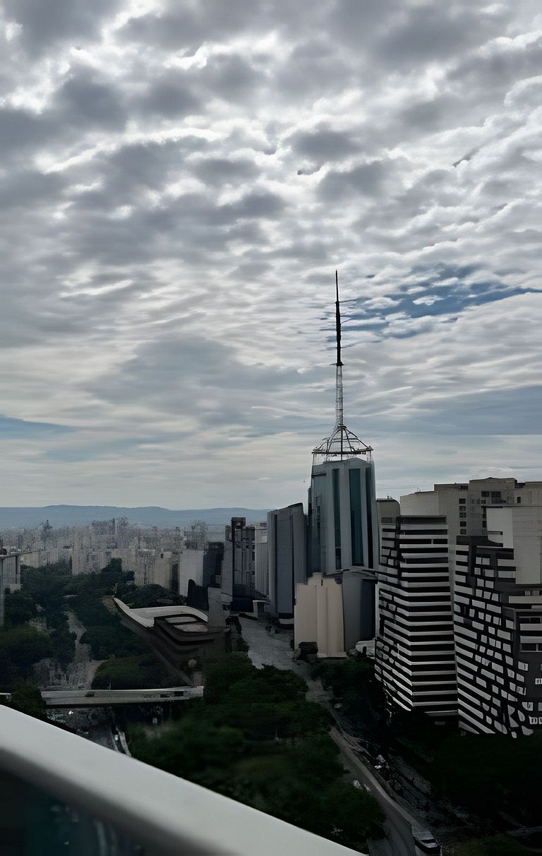 Apto completo Prox Av Paulista  50m Metro Paraiso