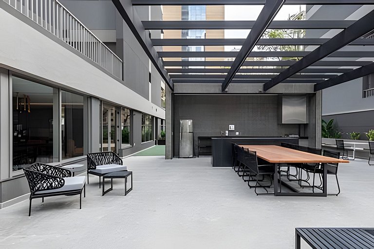 Studio em prédio novo e moderno  - Moema