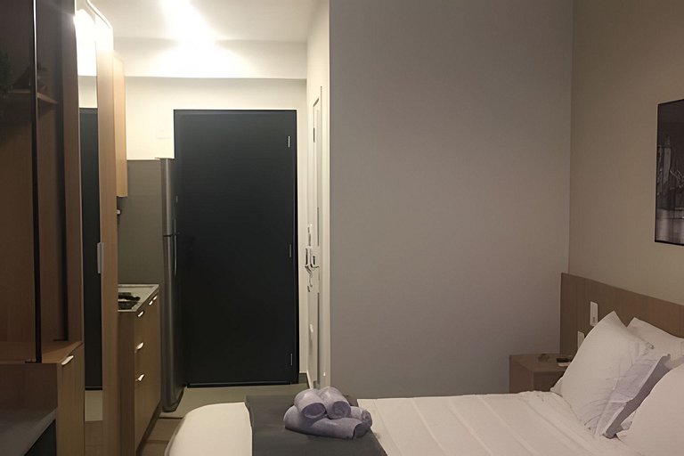 Studio em prédio novo e moderno  - Moema