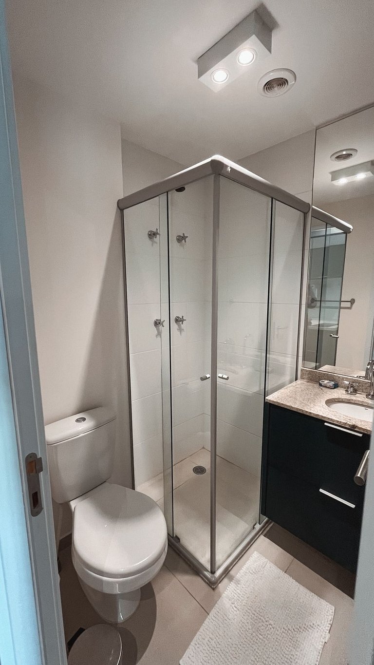 Apartamento novo com Piscina - Vila Mariana V246