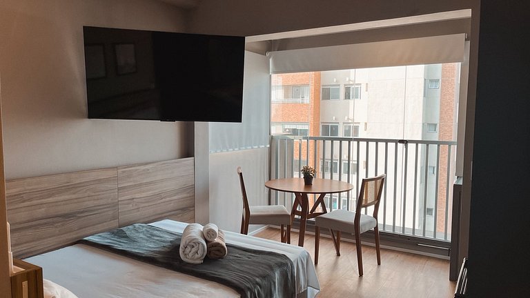 Apartamento novo com Piscina - Vila Mariana V246